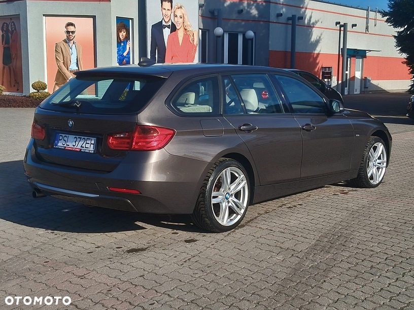 BMW Seria 3 320d xDrive Modern Line - 8