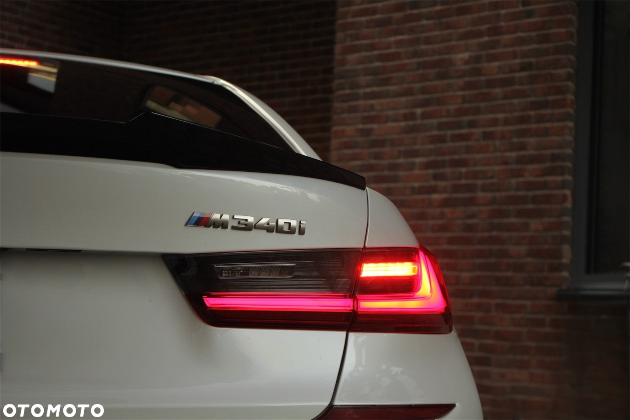 BMW Seria 3 M340i xDrive - 11