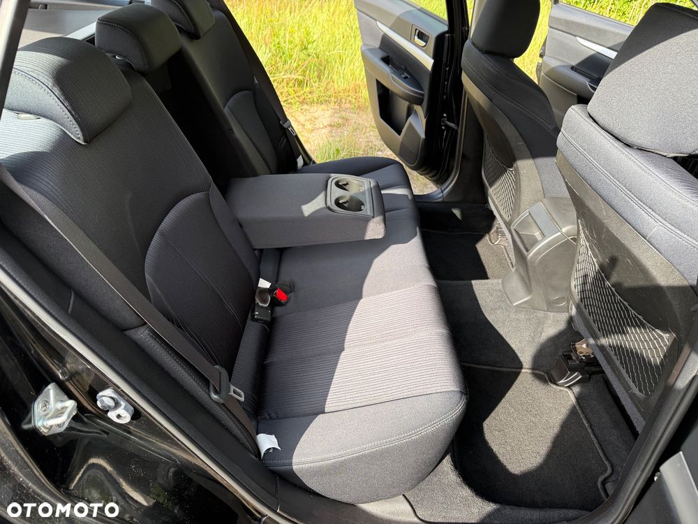 Subaru Legacy 2.0D Comfort - 14