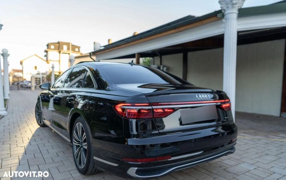 Audi A8 - 5