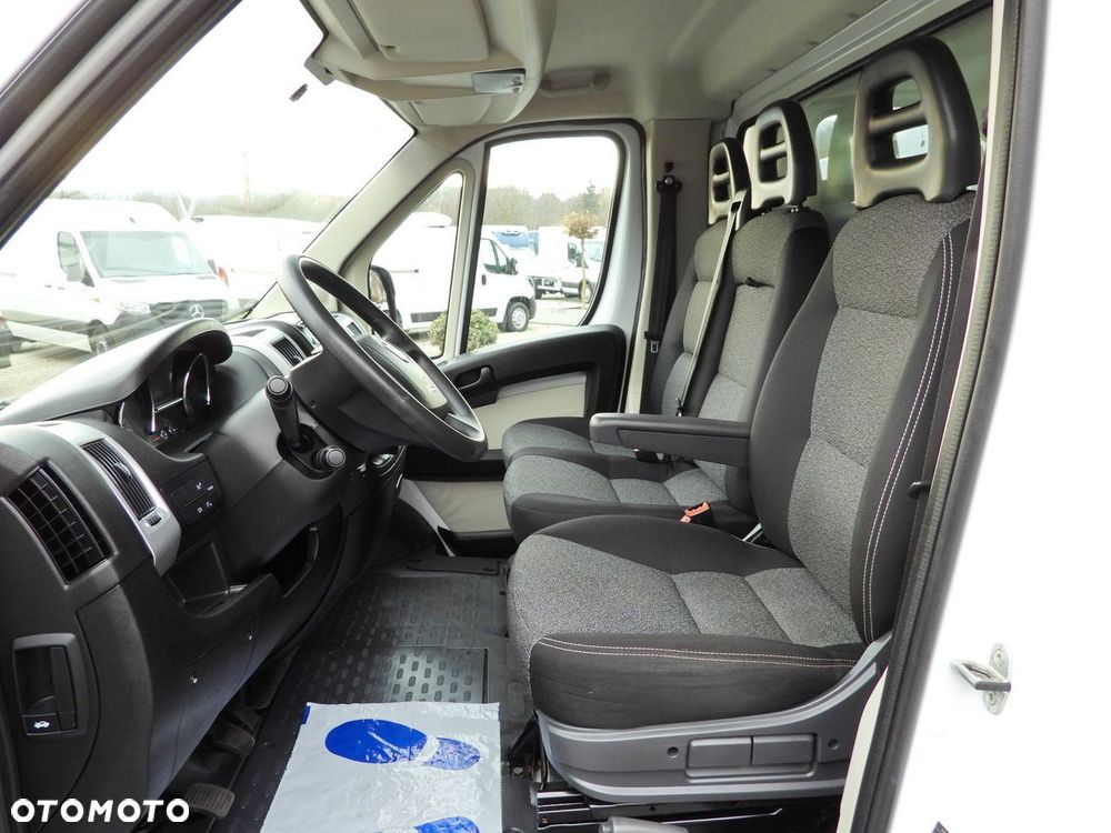 Fiat DUCATO KONTENER WINDA 8 PALET TEMPOMAT NAWIGACJA LEDY KLIMATYZACJA  130KM - 28