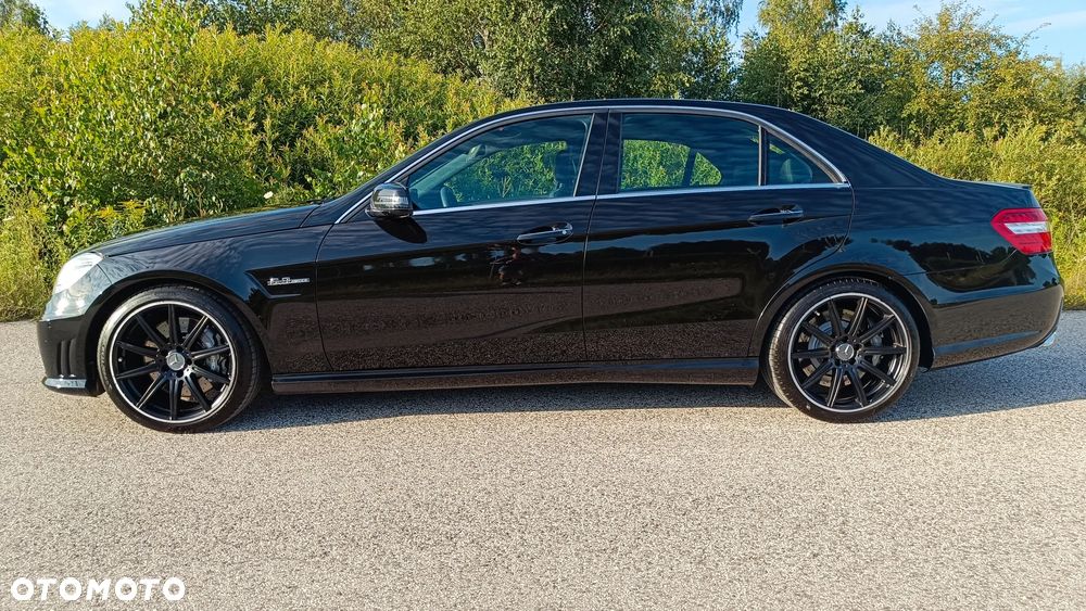 Mercedes-Benz Klasa E 63 AMG - 10