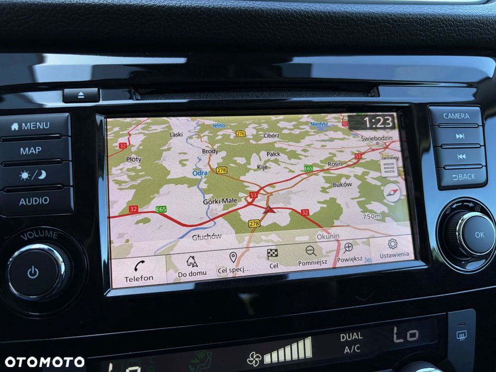 Nissan Qashqai 1.3 DIG-T N-Connecta - 28