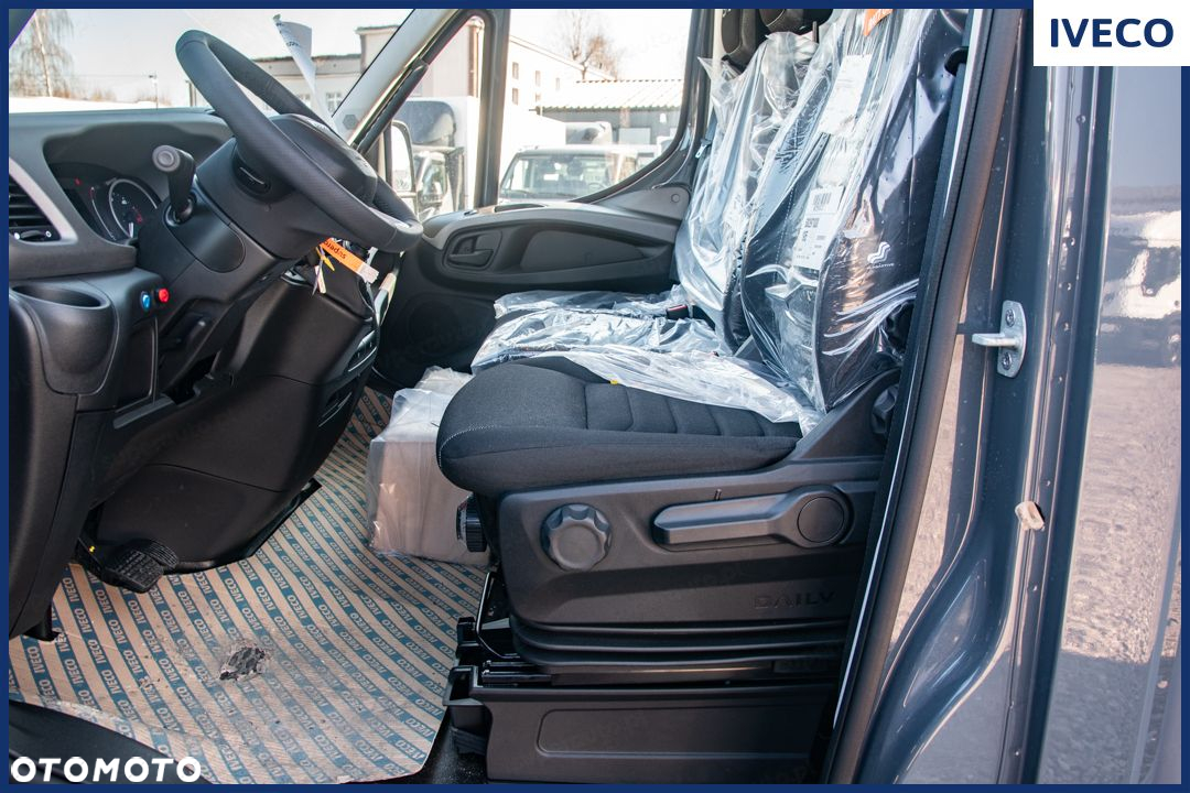 Iveco Daily 50C18 Hi-Matic Kontener 8EP + Winda 3.0 180KM - 14