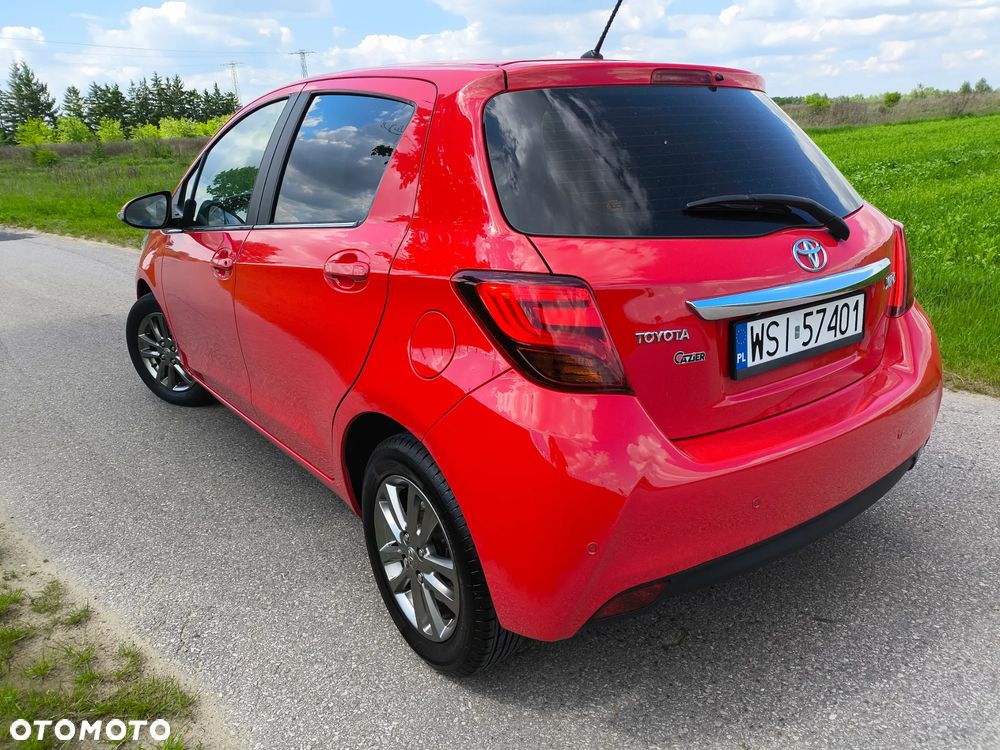 Toyota Yaris 1.33 VVT-i Executive - 14