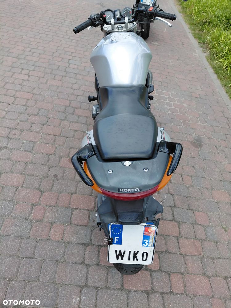 Honda CBF - 4