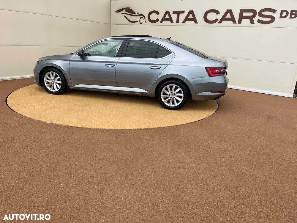 Skoda Superb 2.0 TDI 4X4 DSG Style - 7