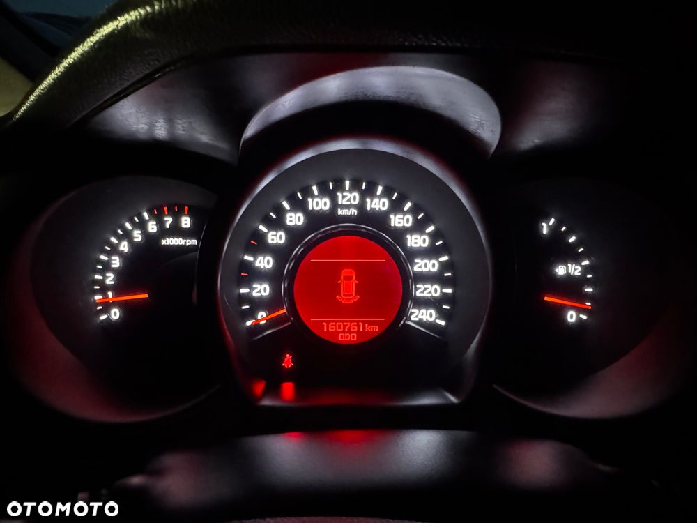 Kia Ceed - 28