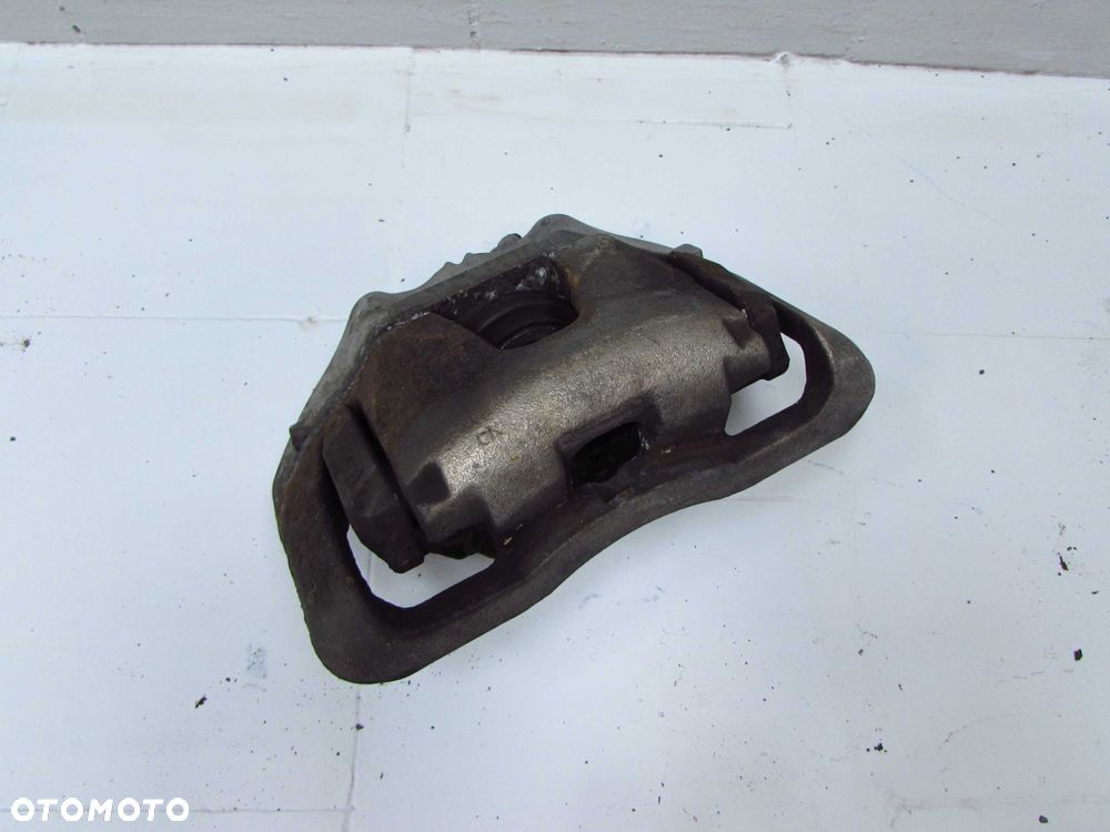 VOLVO S40 V50 C30 C70 LIFT 2.0 D4 06-13 ZACISK HAMULCOWY PRZOD LEWY 975 - 1