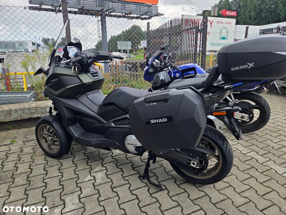 Kymco CV3 - 7