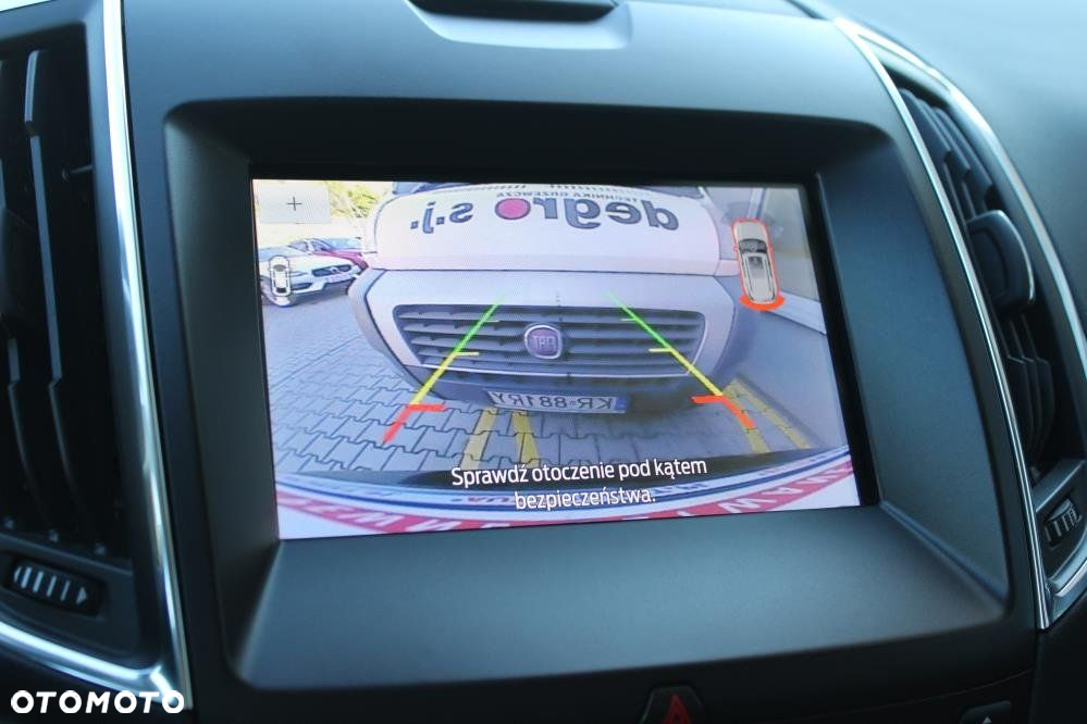 Ford S-Max - 24