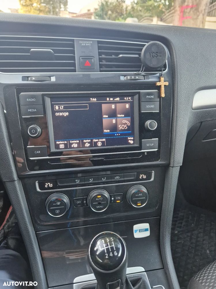 Volkswagen Golf - 8