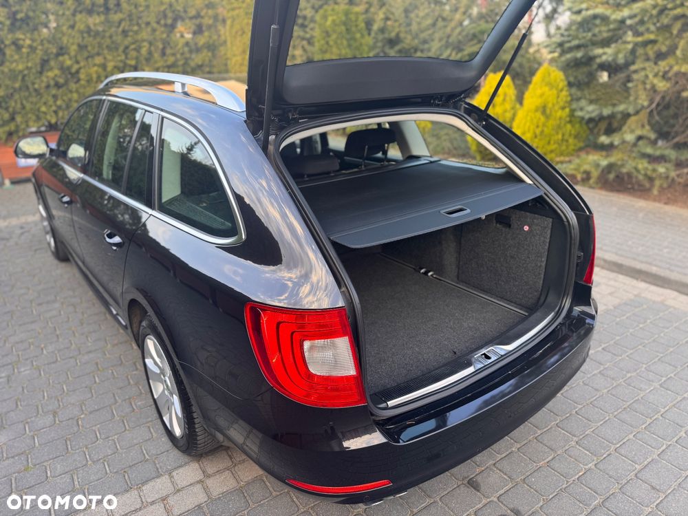 Skoda Superb 2.0 TDI Exclusive - 5