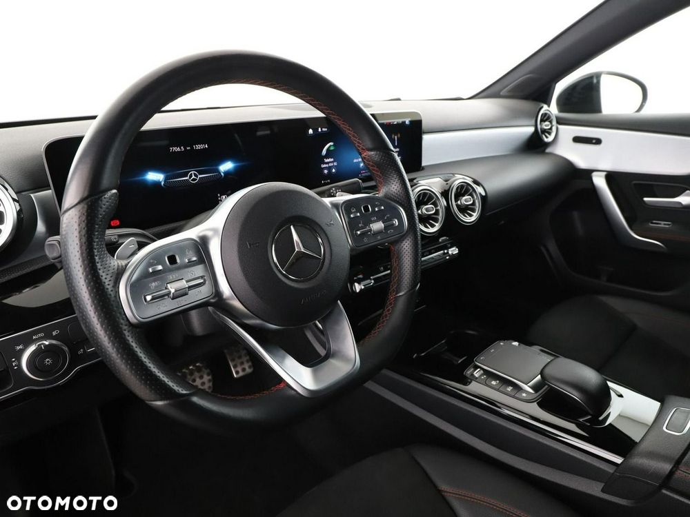 Mercedes-Benz Klasa A 180 7G-DCT AMG Line - 15