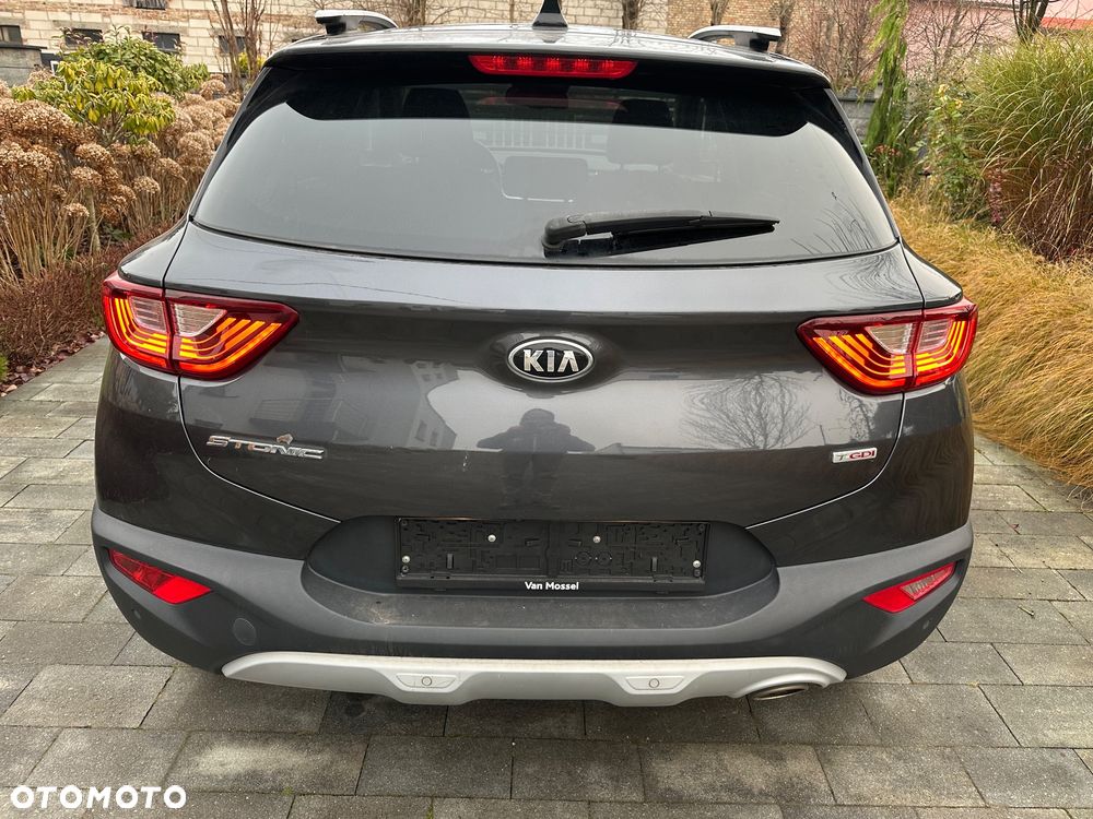 Kia Stonic - 4