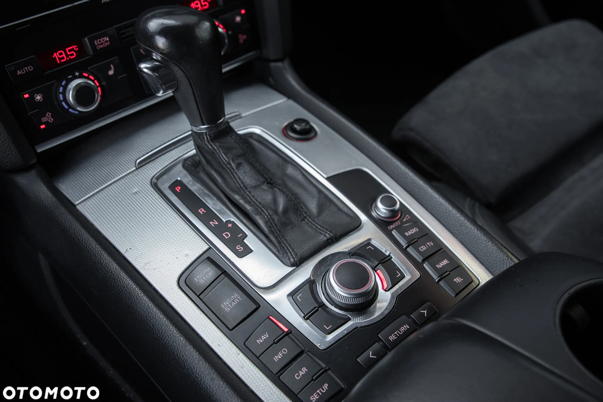 Audi Q7 4.2 FSI Quattro Tiptronic - 24