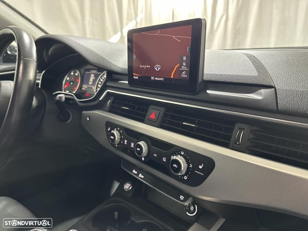 Audi A4 Avant 2.0 TDI ultra design - 36