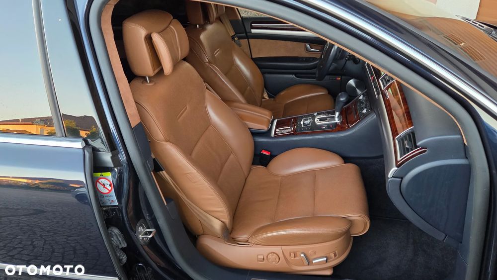 Audi A8 6.0 W12 L Quattro - 39