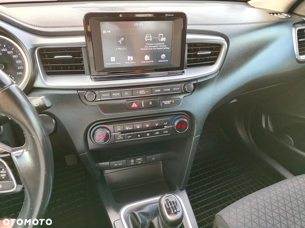 Kia Ceed 1.4 T-GDI L Business Line - 15
