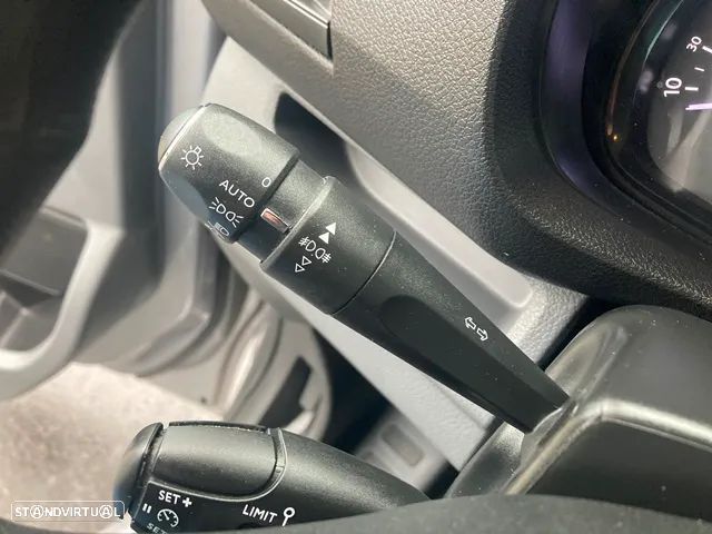 Peugeot Traveller 2.0 BlueHDi L3H1 Active Long - 19