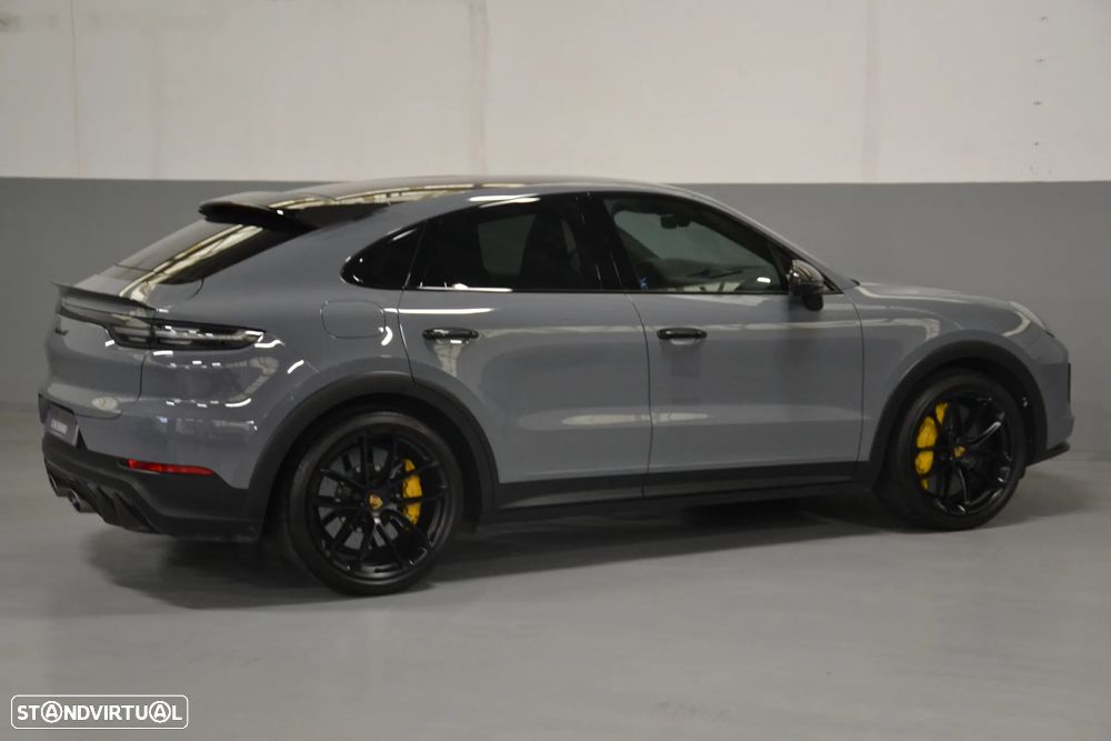 Porsche Cayenne Coupé Turbo GT Tiptronic S - 12