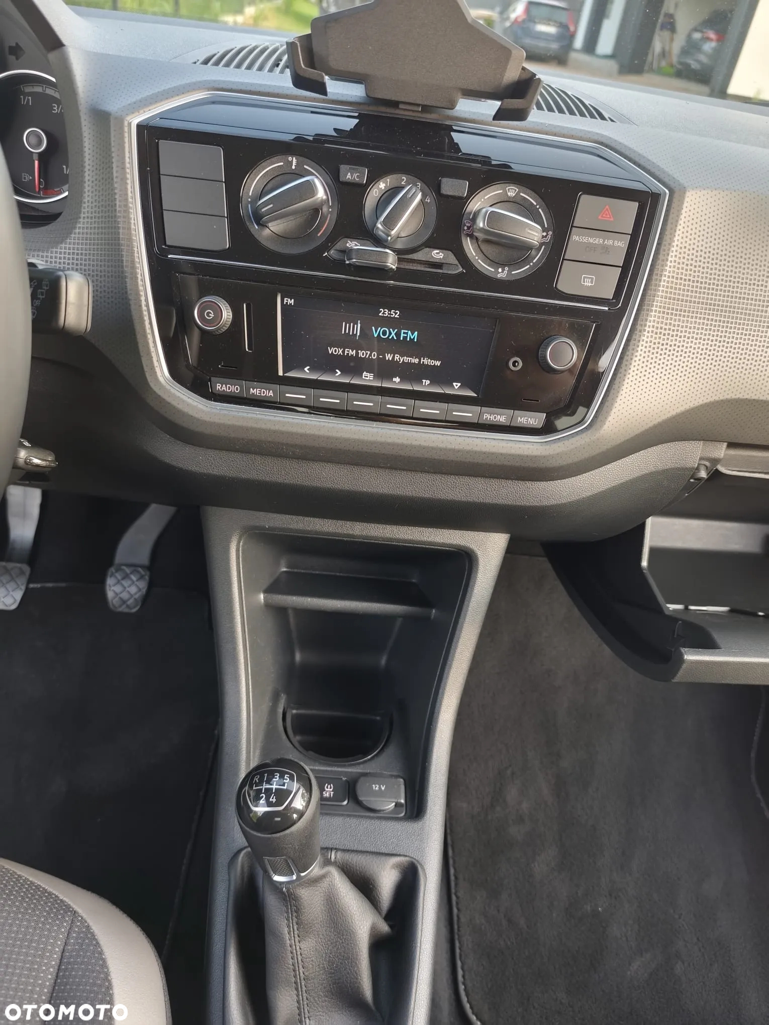 Volkswagen up! 1.0 TSI high - 5