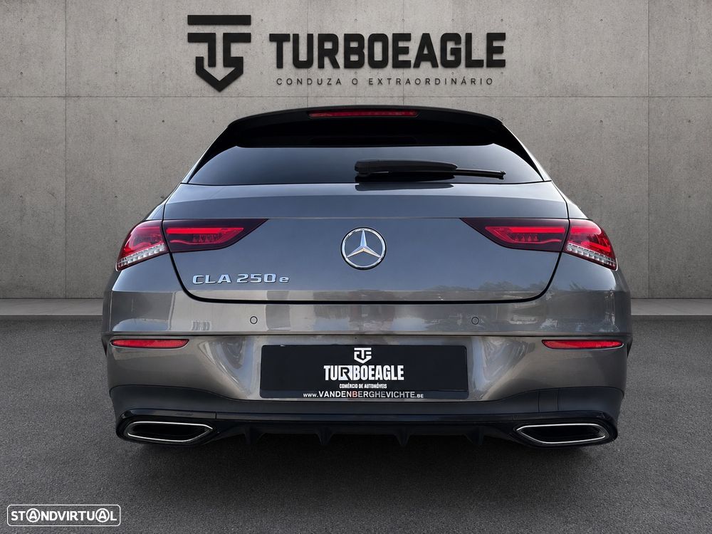 Mercedes-Benz CLA 250 e Shooting Brake AMG Line - 3