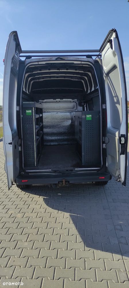 Opel VIVARO - 18
