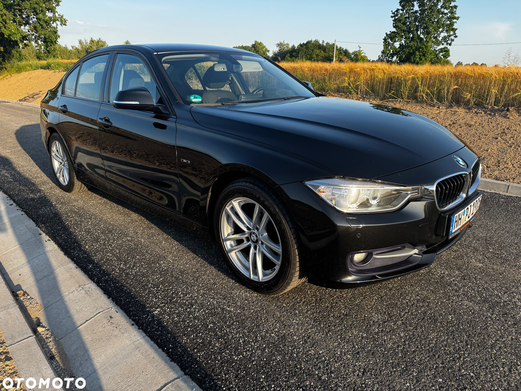 BMW Seria 3 318d Sport Line - 24
