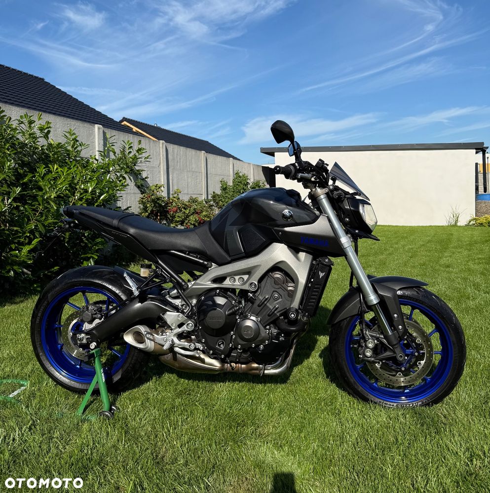 Yamaha MT - 2