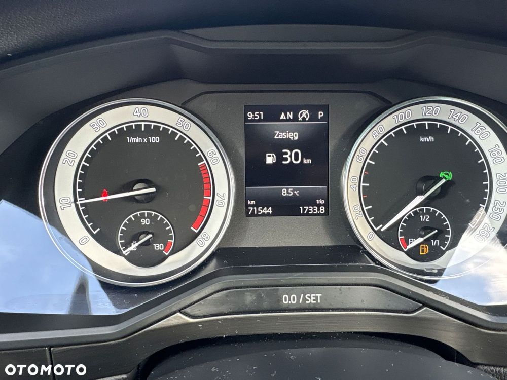 Skoda Superb 1.5 TSI Style DSG - 14