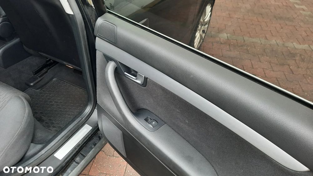 Audi A4 Avant 1.6 - 13