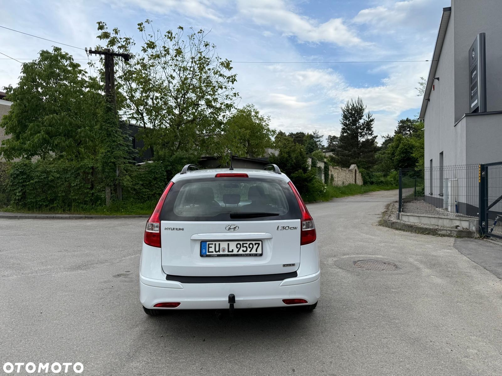 Hyundai i30 1.6 CRDi Base + EU5 - 3