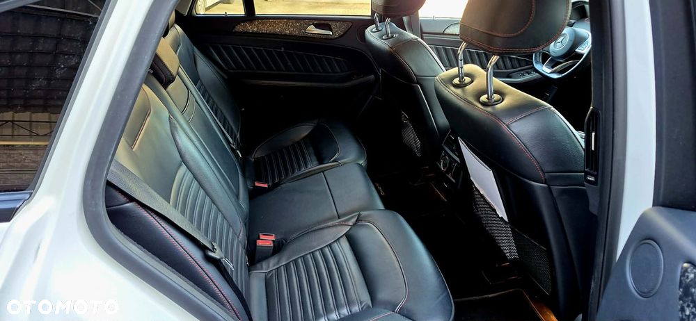 Mercedes-Benz GLE - 12