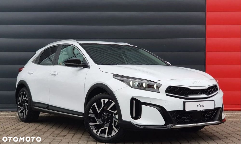 Kia XCeed 1.6 T-GDI Tribute DCT - 4