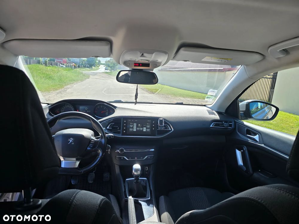 Peugeot 308 1.6 BlueHDi Active S&S - 10