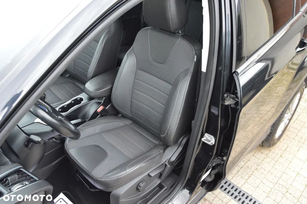 Ford Kuga 2.0 TDCi 4WD Titanium - 23