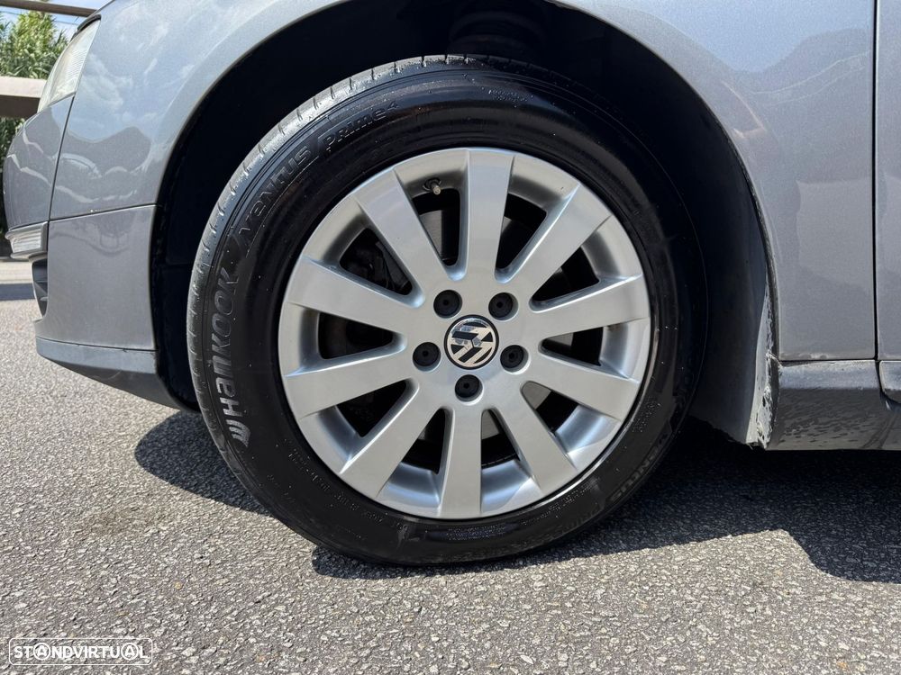 VW Passat Variant 2.0 TDI Confortline - 21