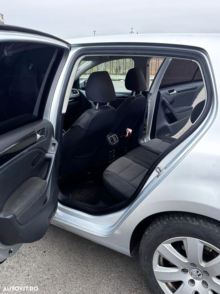 Volkswagen Golf 1.6 Edition - 16