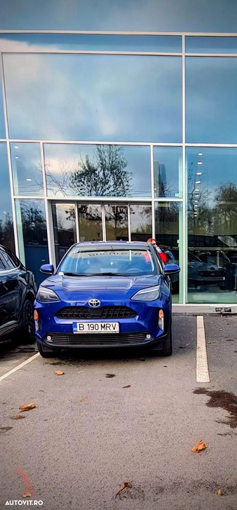 Toyota Yaris 1.5 VVT-i HSD Dynamic Bi-tone - 1