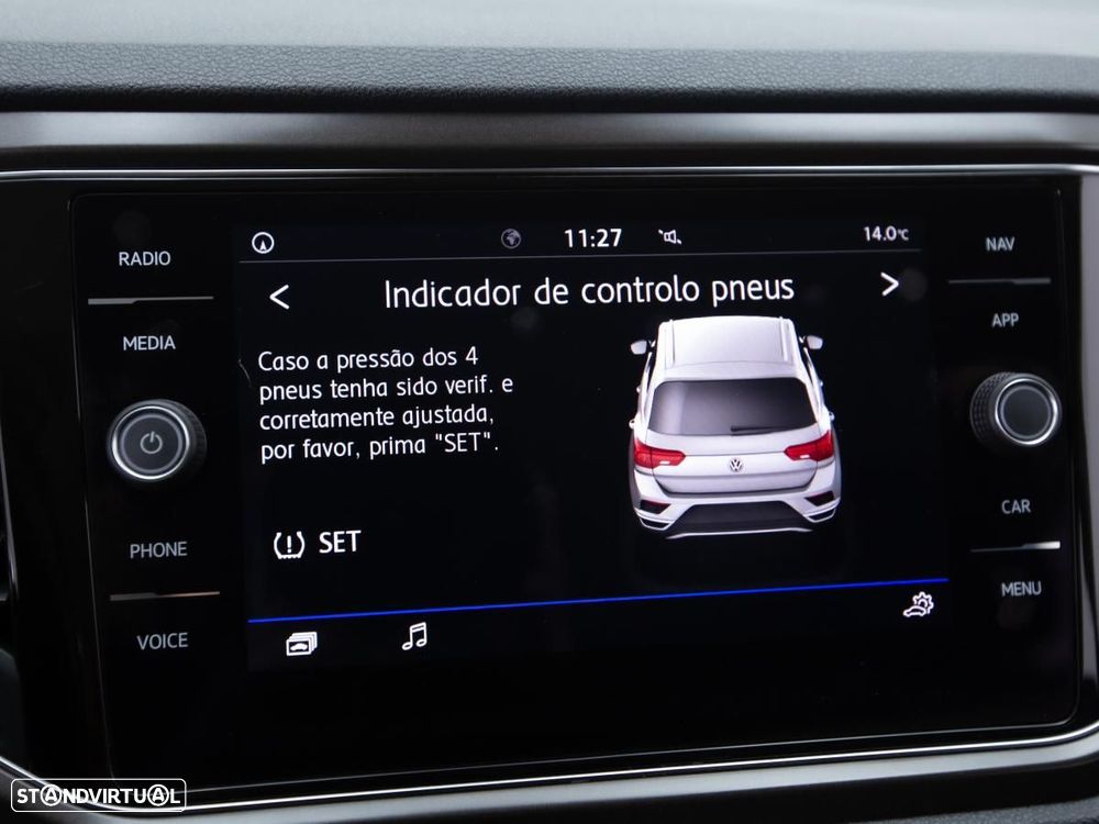 VW T-Roc - 25