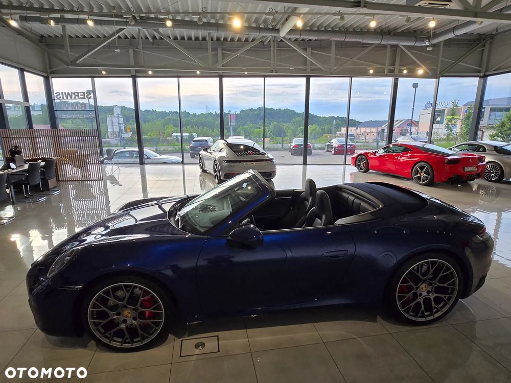 Porsche 911 Carrera 4S Cabrio - 6