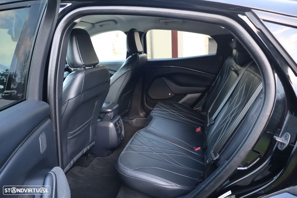 Ford Mustang Mach-E Standard - 28