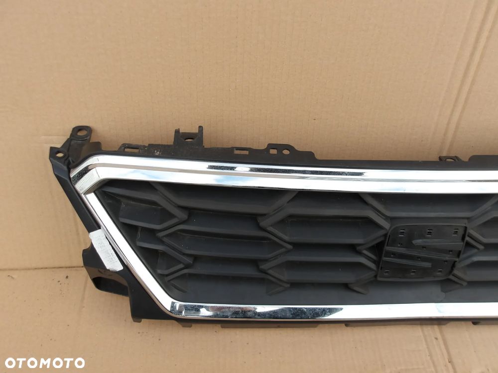 ATRAPA GRILL SEAT ARONA FR LIFT 6F9853654A - 3