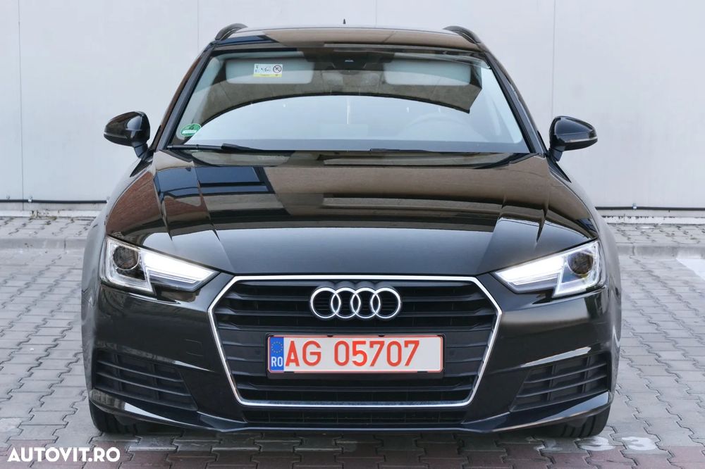 Audi A4 2.0 TDI S tronic Design - 1