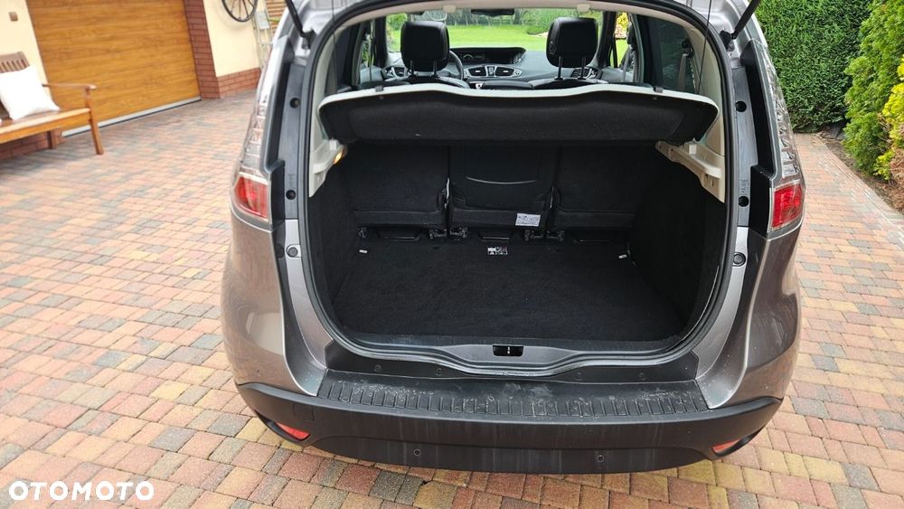Renault Scenic - 23