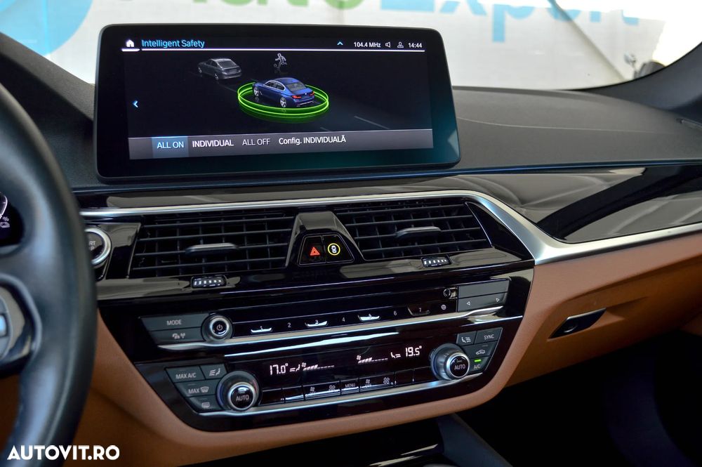 BMW Seria 5 545e xDrive AT PHEV - 17