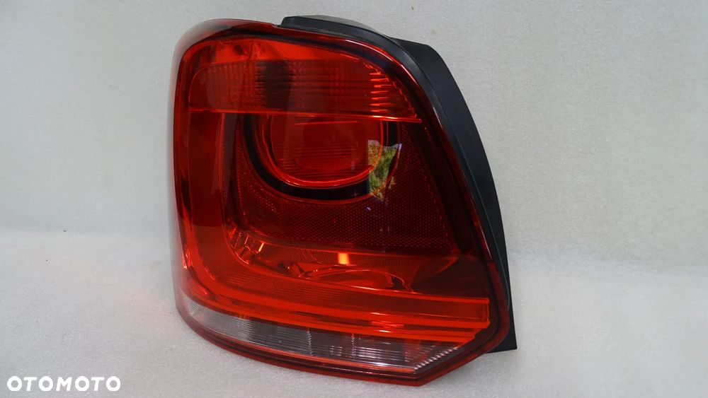VW POLO 6R0 - lampa tylna lewa - 3