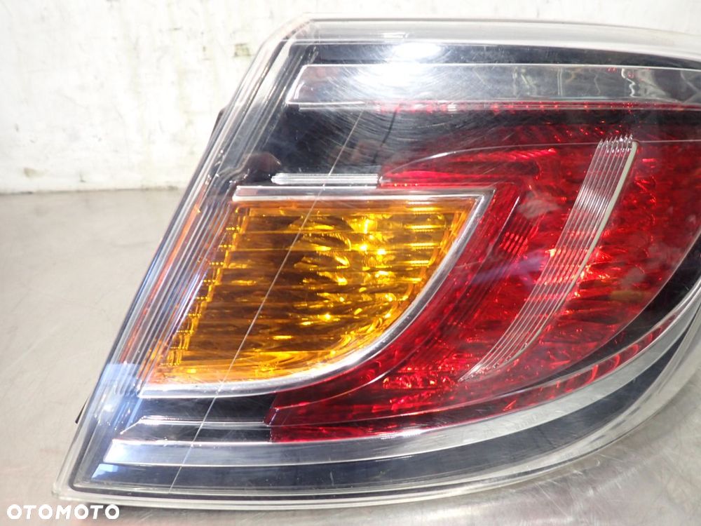 LAMPA PRAWA TYLNA MAZDA 6 - 2