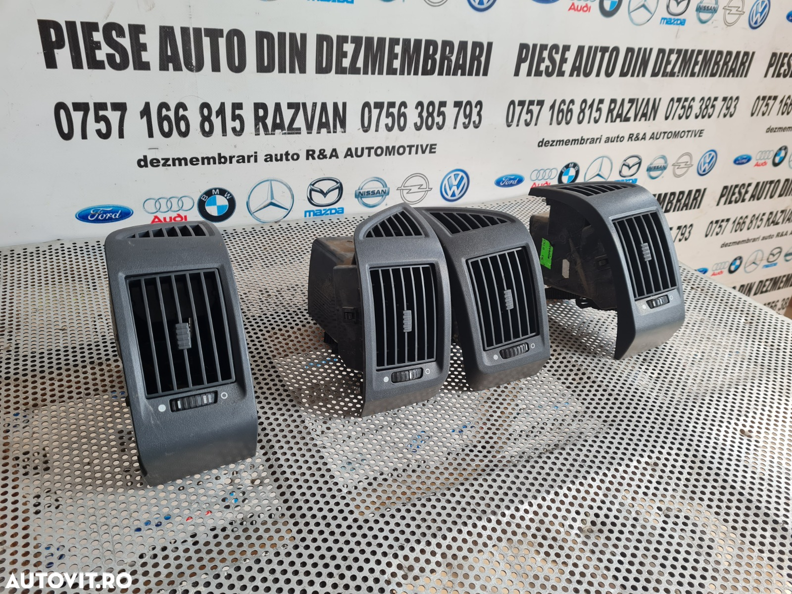Grile Grila Ventilatie Aerisire Bord Fiat Ducato Peugeot Boxer Citroen Jumper Dupa 2006 - 4